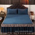 Fleece bedspread with bed skirt 100% polyester